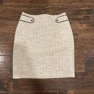 White House Black Market Pencil Skirt, Size US 0